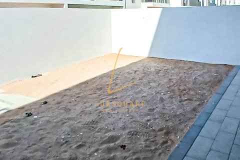 Villa in EMAAR South, Dubai South (Dubai World Central), Dubai 3 bedrooms, 141 sq.m. № 123203 - photo 27