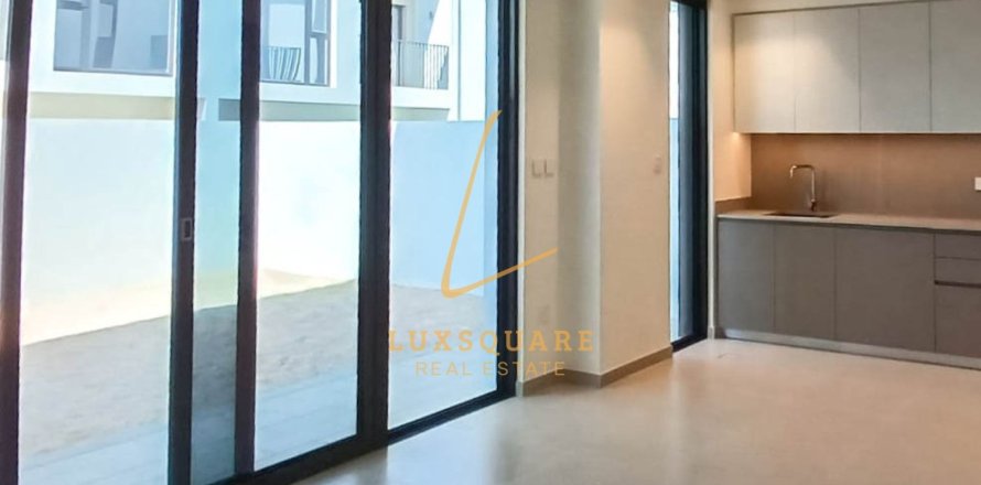 Villa in EMAAR South, Dubai South (Dubai World Central), Dubai 3 bedrooms, 141 sq.m. № 123203
