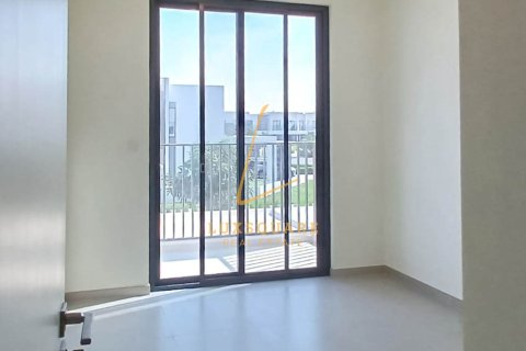 Villa in EMAAR South, Dubai South (Dubai World Central), Dubai 3 bedrooms, 141 sq.m. № 123203 - photo 13
