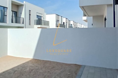 Villa in EMAAR South, Dubai South (Dubai World Central), Dubai 3 bedrooms, 141 sq.m. № 123203 - photo 26