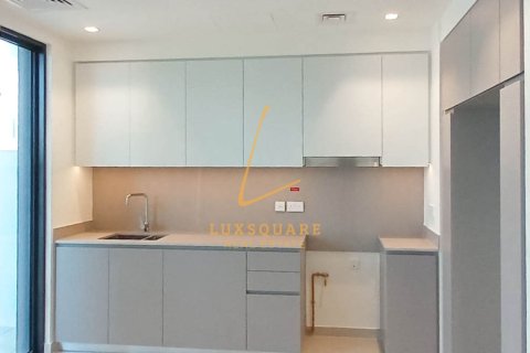 Villa in EMAAR South, Dubai South (Dubai World Central), Dubai 3 bedrooms, 141 sq.m. № 123203 - photo 3
