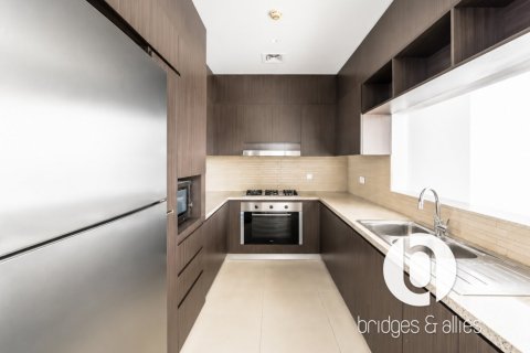 Appartement à Downtown Dubai (Downtown Burj Dubai), Dubai, 3 chambres, 151 m², № 123690 - photo 4