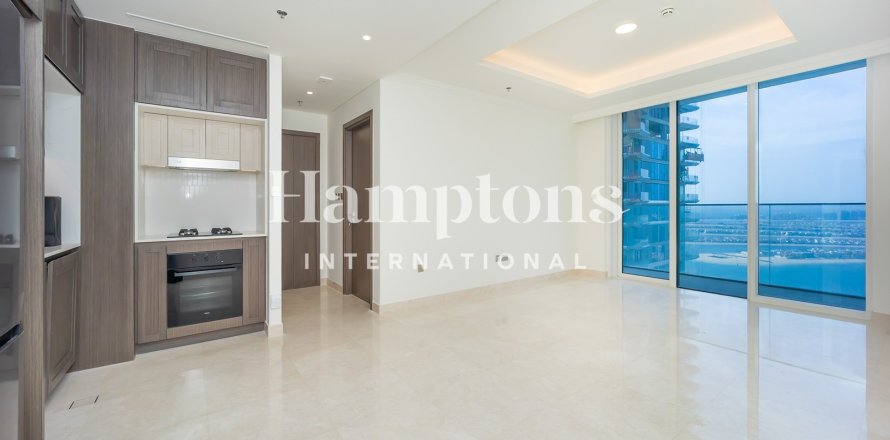 Apartment in Dubai Harbour, Dubai 1 bedroom, 73.7 sq.m. № 110973