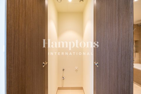 Apartment in Dubai Harbour, Dubai 2 bedrooms, 111.66940600 sq.m. № 110972 - photo 11