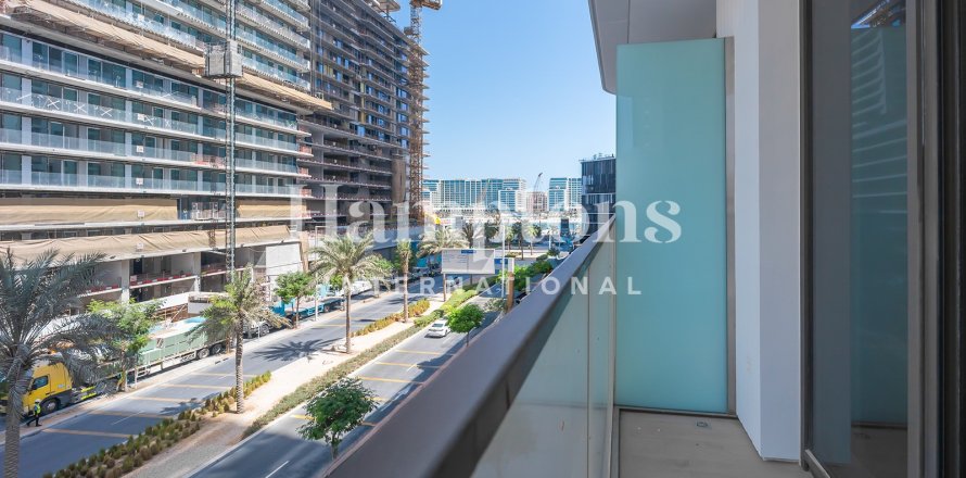 Apartment in Dubai Harbour, Dubai 1 bedroom, 67.7291 sq.m. № 110974
