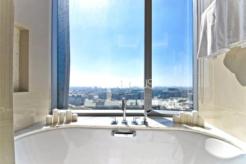 Apartment in The Address Sky View Towers, Downtown Dubai (Downtown Burj Dubai), Dubai 3 bedrooms, 188 sq.m. № 44158 - photo 11