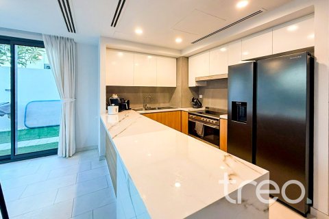 Maison de ville à Dubai, 4 chambres, 216.74 m², № 119506 - photo 3