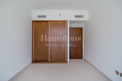 Apartment in Dubai Harbour, Dubai 1 bedroom, 67.63338400 sq.m. № 63911 - photo 1