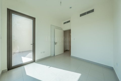 Снять в аренду виллу в Dubai South (Dubai World Central), Дубай: 3 спальни, 180.41762600м², № 63918 - фото 5