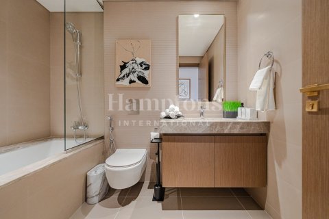 Apartment in Dubai Harbour, Dubai 2 bedrooms, 131.55064800 sq.m. № 63925 - photo 1