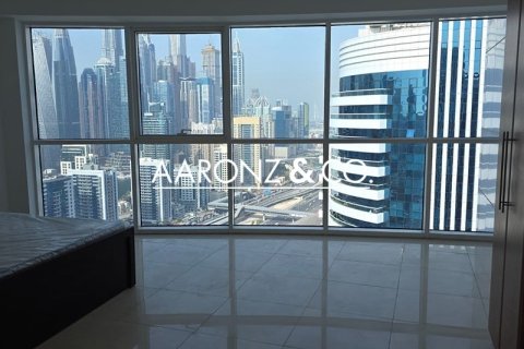 Apartamento en Jumeirah Lake Towers, Dubai, 3 dormitorios, 334 m², № 92211 - foto 4
