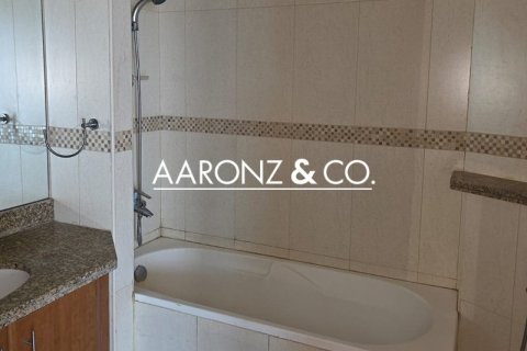 Apartamento en Jumeirah Lake Towers, Dubai, 3 dormitorios, 334 m², № 92211 - foto 15