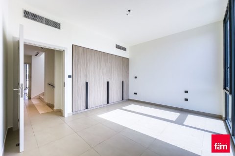 Снять в аренду виллу в Дубай Хилс Эстейт, Дубай: 3 спальни, 282.7м², № 94871 - фото 2