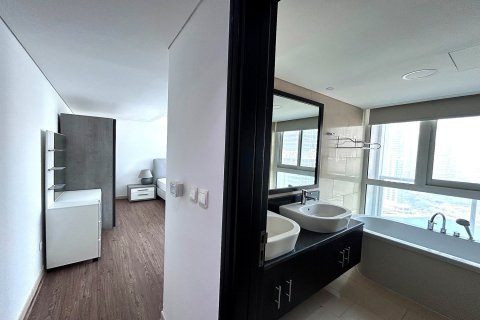 Apartment in Jumeirah Lake Towers, Dubai 1 bedroom, 91.1 sq.m. № 142212 - photo 9