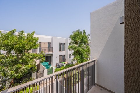 Townhouse in Tilal Al Ghaf, Dubai 3 bedrooms, 140.42 sq.m. № 142209 - photo 15