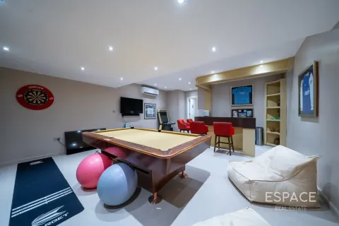 Villa in Victory Heights, Dubai Sports City, Dubai 6 bedrooms, 760 sq.m. № 122498 - photo 9