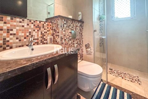 Villa in Jumeirah Park, Dubai 3 bedrooms, 285 sq.m. № 43492 - photo 11