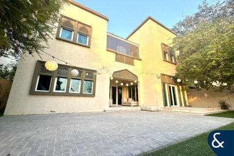 Villa in Jumeirah Park, Dubai 3 bedrooms, 285 sq.m. № 76291 - photo 4