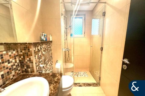 Villa in Jumeirah Park, Dubai 3 bedrooms, 285 sq.m. № 76291 - photo 9