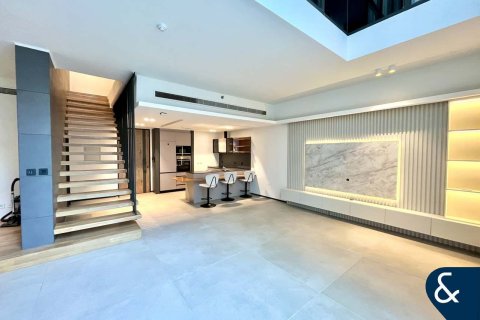 Apartment in Mohammed Bin Rashid City, Dubai 2 bedrooms, 224 sq.m. № 76295 - photo 1