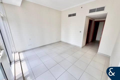 Apartment in Jumeirah Lake Towers, Dubai 2 bedrooms, 157 sq.m. № 76294 - photo 14