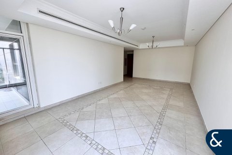 Apartment in Jumeirah Lake Towers, Dubai 2 bedrooms, 157 sq.m. № 76294 - photo 3