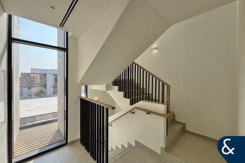 Townhouse in Mudon, Dubai 3 bedrooms, 239 sq.m. № 76296 - photo 6