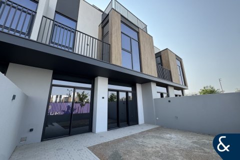 Townhouse in Mudon, Dubai 3 bedrooms, 239 sq.m. № 76296 - photo 24