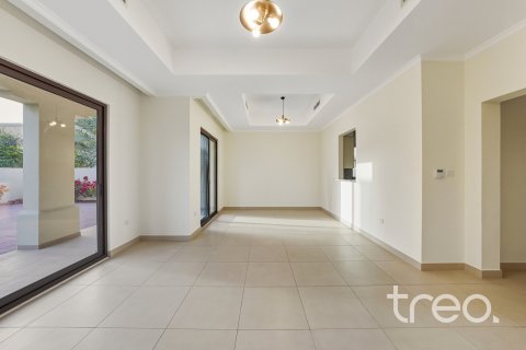 Villa in Lila, Arabian Ranches 2, Dubai 5 bedrooms, 360 sq.m. № 139909 - photo 7