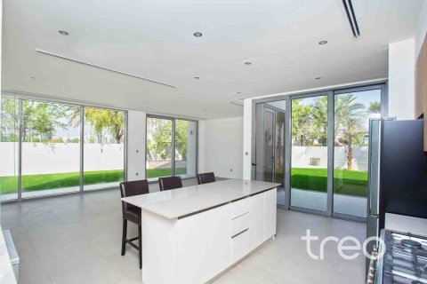 Villa à Dubai Hills Estate, Dubai, 4 chambres, 327.3 m², № 139906 - photo 3