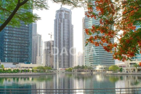 Apartamento en Jumeirah Lake Towers, Dubai, 2 dormitorios, 100 m², № 104785 - foto 8