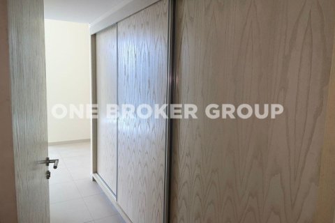 Apartment in Dubai 2 bedrooms, 149.6 sq.m. № 638 - photo 7