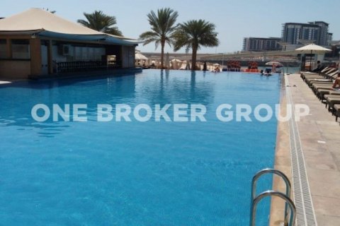 Apartment in Dubai 2 bedrooms, 149.6 sq.m. № 638 - photo 16