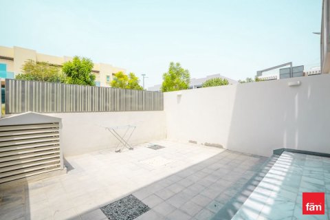 Townhouse in Al Furjan, Dubai 3 bedrooms, 178.1 sq.m. № 46958 - photo 16