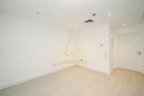 Villa in Jumeirah Village Circle, Dubai 3 bedrooms, 142 sq.m. № 101315 - photo 7