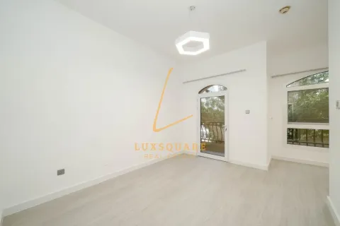 Villa in Jumeirah Village Circle, Dubai 3 bedrooms, 142 sq.m. № 101315 - photo 30