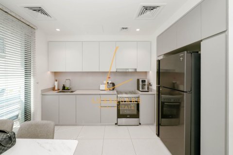 Villa in Dubai South (Dubai World Central), Dubai 3 bedrooms, 141 sq.m. № 101317 - photo 3