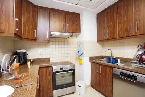 Apartment in Business Bay, Dubai 3 bedrooms, 172 sq.m. № 101313 - photo 17