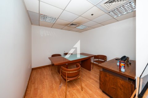 Office in Sheikh Zayed Road, Dubai 82 sq.m. № 86145 - photo 11