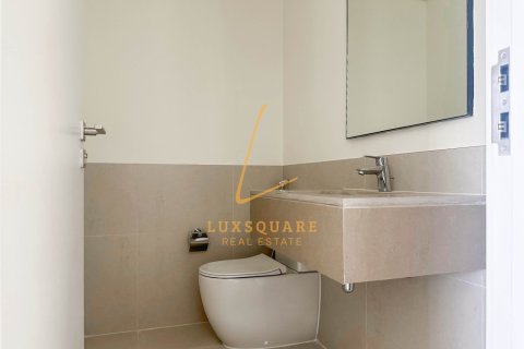 Снять в аренду виллу в Dubai South (Dubai World Central), Дубай: 4 спальни, 237м², № 90868 - фото 17