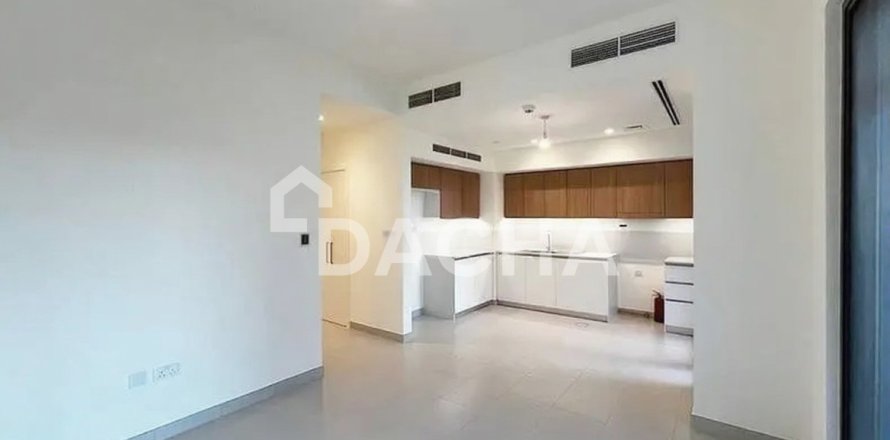Вилла в EMAAR South, Dubai South (Dubai World Central), Дубай, 3 спальни, 181м², № 104921