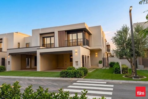 Townhouse in Jebel Ali, Dubai 4 bedrooms, 335.9 sq.m. № 113799 - photo 12