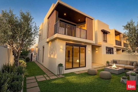 Townhouse in Jebel Ali, Dubai 4 bedrooms, 335.9 sq.m. № 113799