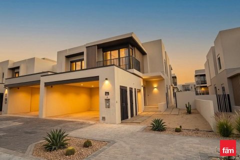 Townhouse in Jebel Ali, Dubai 4 bedrooms, 335.9 sq.m. № 113799 - photo 3