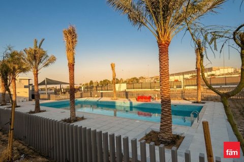 Townhouse in Jebel Ali, Dubai 4 bedrooms, 335.9 sq.m. № 113799 - photo 4