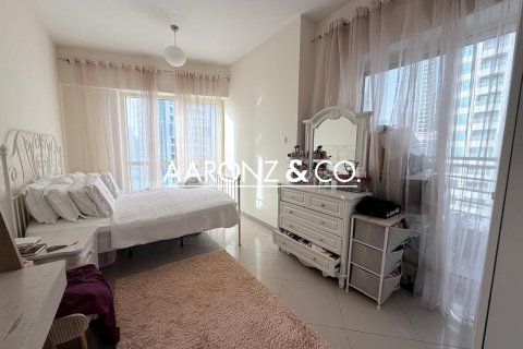 Appartement à Jumeirah Lake Towers, Dubai, 2 chambres, 123 m², № 103178 - photo 17