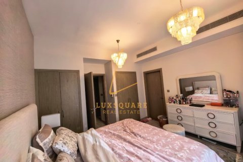 Снять в аренду таунхаус в DAMAC Hills (Akoya by DAMAC), Дубай: 4 спальни, 209м², № 103172 - фото 6