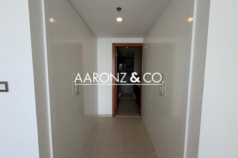 Appartement à Palm Jumeirah, Dubai, 1 chambre, 90 m², № 103179 - photo 12