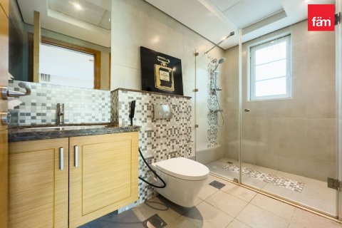 فيلا في دبي 4 غرف نوم, 510.8 م² رقم 92086 - صورة 21