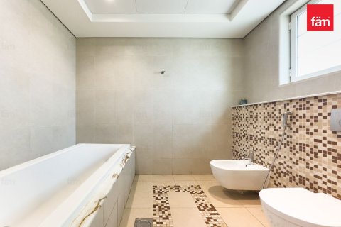 فيلا في دبي 4 غرف نوم, 510.8 م² رقم 92086 - صورة 15